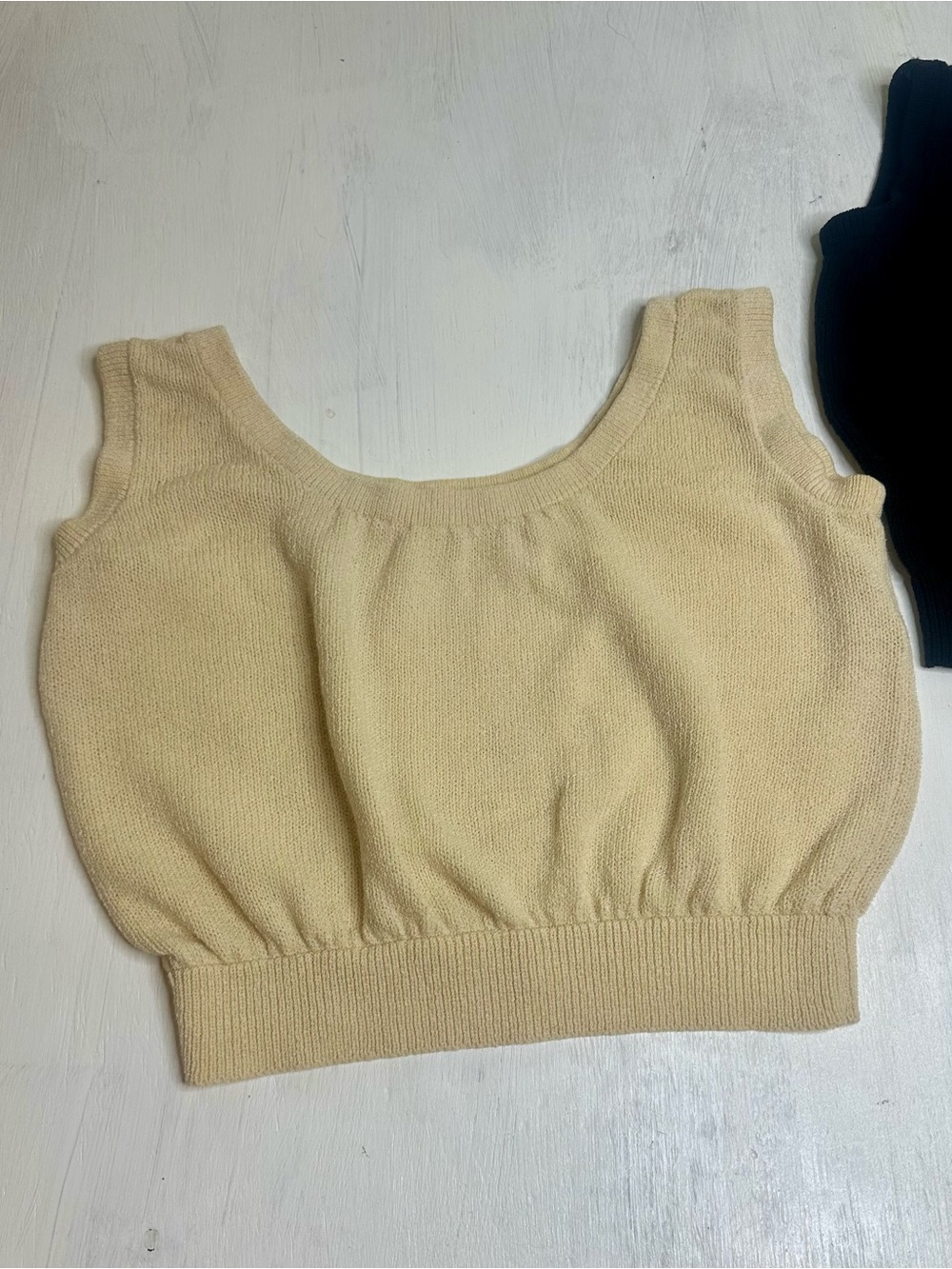 Vintage St John Sportswear Knit Tank Bundle Black And Beige Crop Tops USA Size L - Picture 4 of 14